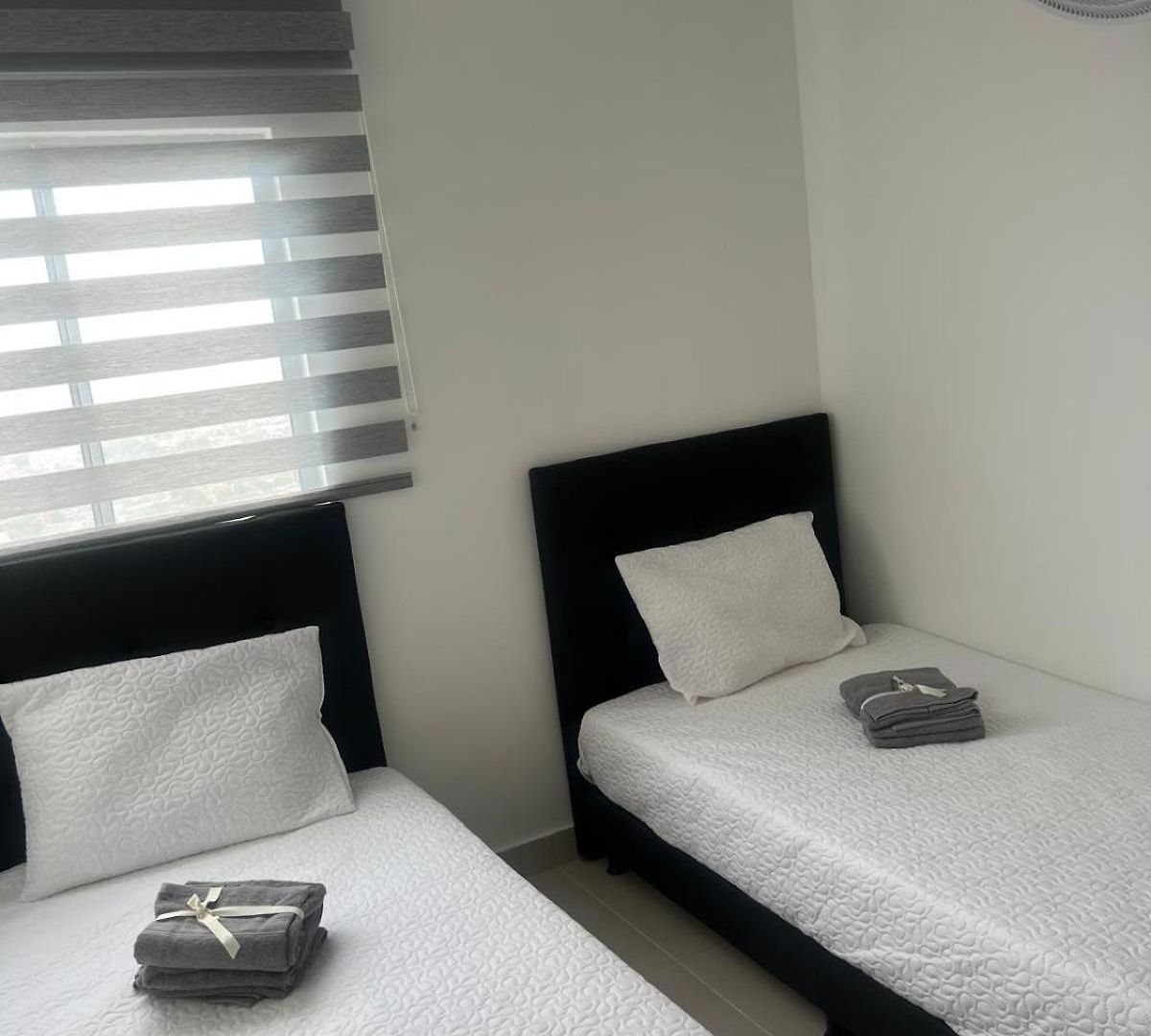 Apartamento Spacious Flat With Stunning Views Great Location *