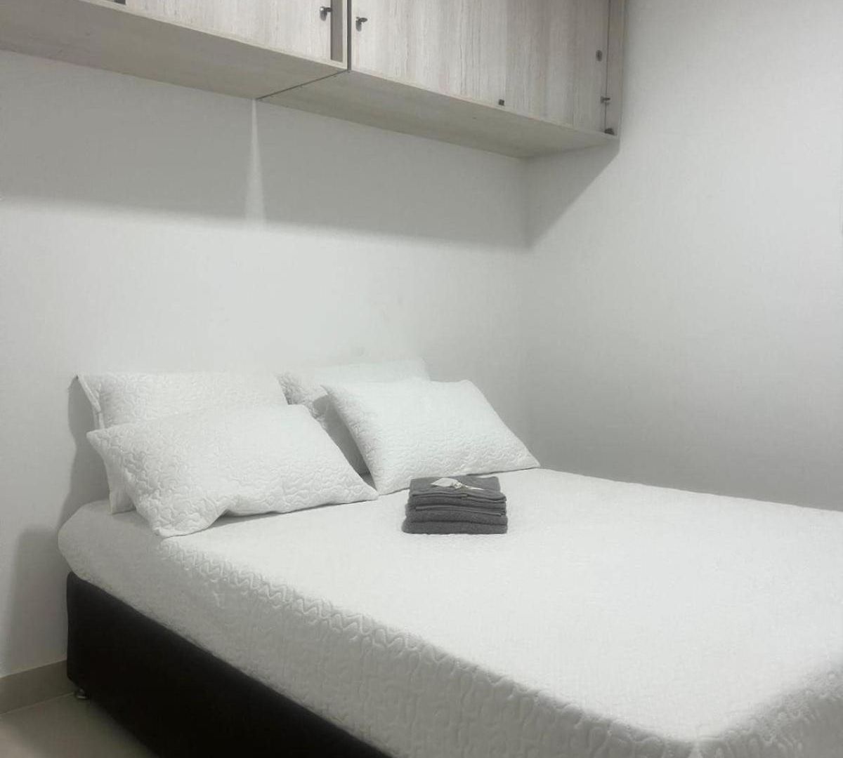 Spacious Flat With Stunning Views Great Location