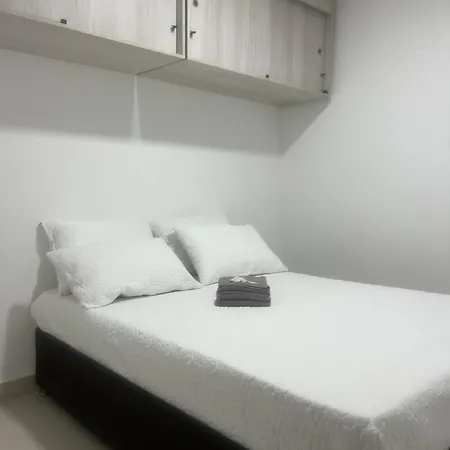 Apartamento Spacious Flat With Stunning Views Great Location *