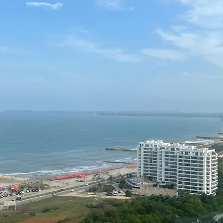 Spacious Flat With Stunning Views Great Location Cartagena